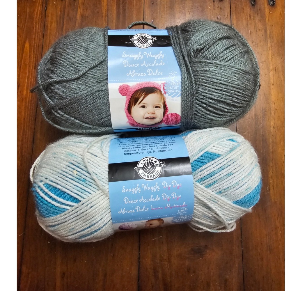 Loops‎ & Threads Snuggly Wuggly Yarn Dove Grey & Wavelength Blue 2 Skein Bundle